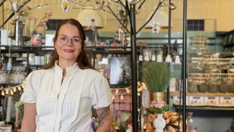 grave-nieuws-altijd-vakantie-arena-lokaal